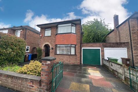 Denison Road, Hazel Grove, Stockport... 3 bed link detached house for sale