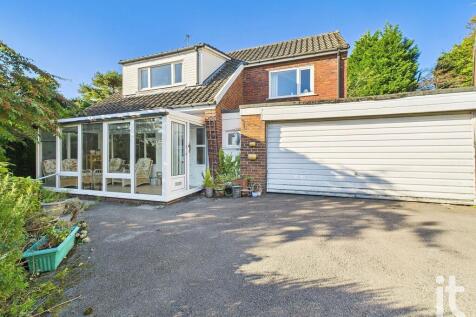 Coppice Close, Disley, Stockport, SK12 3 bed detached house for sale