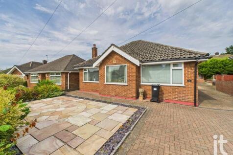 Capesthorne Road, High Lane... 2 bed detached bungalow for sale