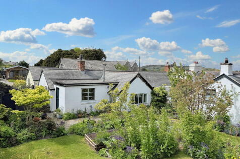 Llannefydd, Denbigh, LL16 5ED 3 bed cottage for sale
