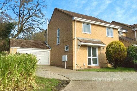 Pevensey Way, Frimley, Camberley 4 bed detached house for sale