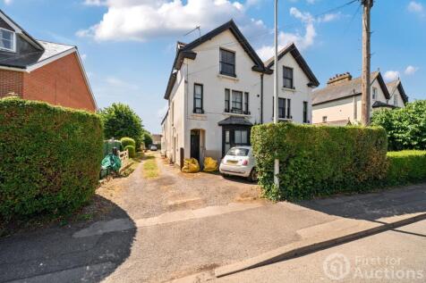 Enborne Road, Newbury, Berkshire 2 bed apartment for sale