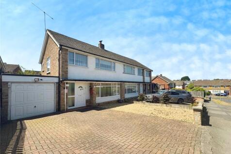 Berkshire Drive, Tilehurst, Reading 3 bed semi