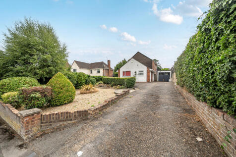 Chapel Hill, Tilehurst, Reading 4 bed detached house for sale