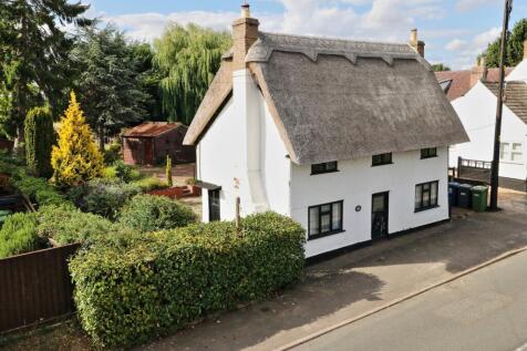 3 bedroom cottage for sale