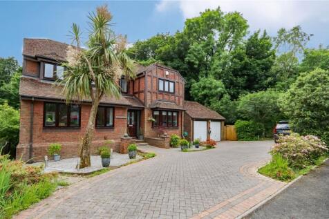 Glenholt, Plymouth 6 bed detached house for sale