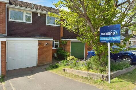 The Spinney, Finchampstead, Wokingham 3 bed terraced house for sale