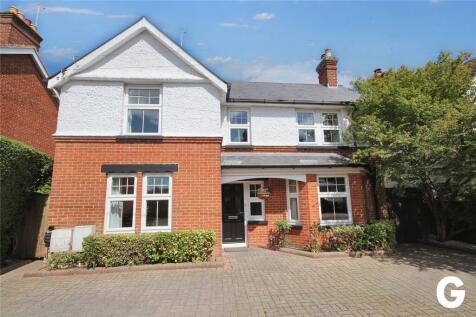 Middleton Road, Ringwood, Hampshire... 4 bed detached house for sale