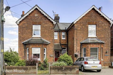 London Road, Westerham TN16 4 bed semi