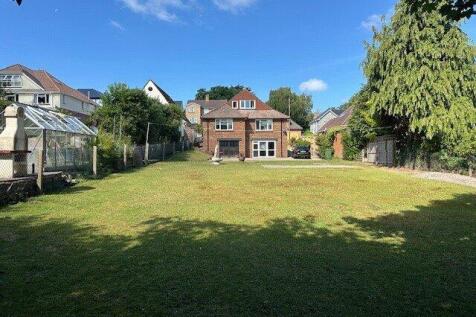 Furze Hill Drive, Poole, Dorset, BH14 5 bed detached house for sale