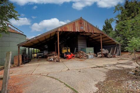 Detached house for sale