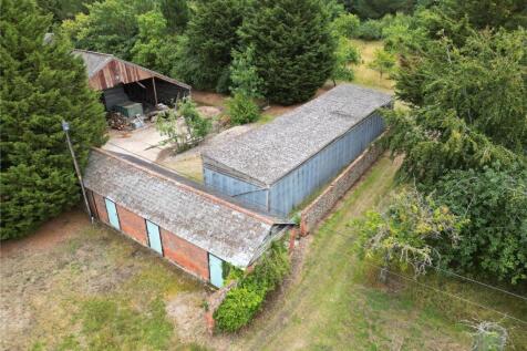 Detached house for sale
