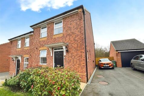 Swan Street, Newport, Isle of Wight 3 bed semi