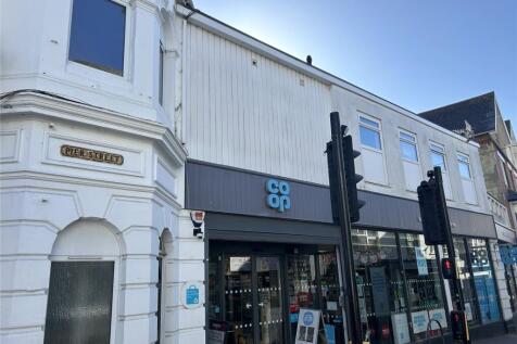 Pier Street, Ventnor, Isle of Wight 2 bed apartment for sale