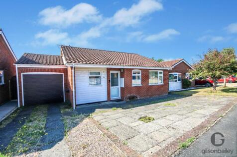 3 bedroom detached bungalow for sale