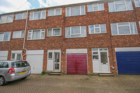 Lynwood Terrace, King's Lynn, PE30 4 bed terraced house for sale