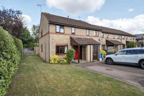 Higher Alham, Bracknell, Berkshire 3 bed end of terrace house for sale