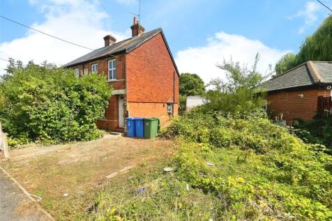 Bay Road, Bracknell, Berkshire 3 bed semi