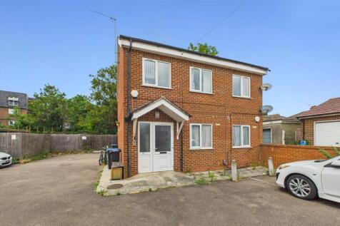 Sedcote Road, Enfield 1 bed flat for sale