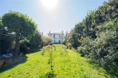 Melville Street, Ryde, Isle of Wight 7 bed link detached house for sale