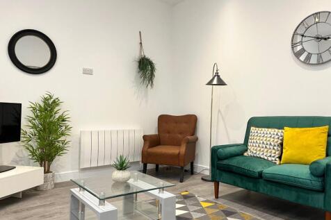 High Street, Ryde, Isle of Wight 1 bed apartment for sale
