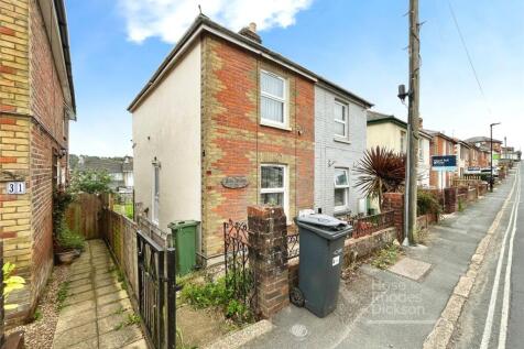 Bettesworth Road, Ryde, Isle of Wight 2 bed semi