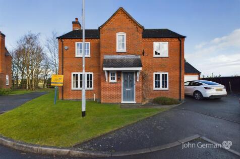 4 bedroom detached house for sale