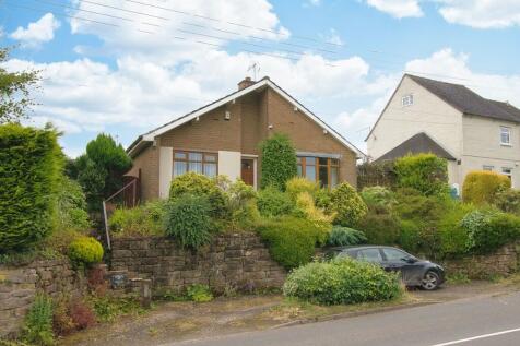 Gallows Green, Alton 2 bed detached bungalow for sale