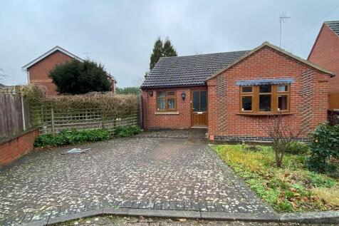 Bridge Road, Uttoxeter 2 bed detached bungalow for sale