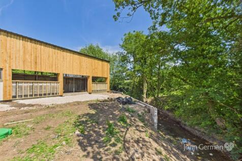 Waldley, Doveridge 3 bed barn conversion for sale