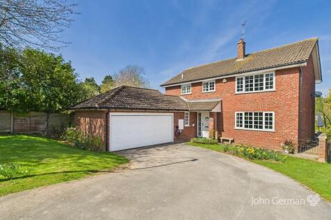5 bedroom detached house for sale