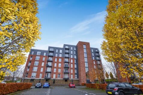 5 Stillwater Drive, Sports City... 1 bed flat for sale