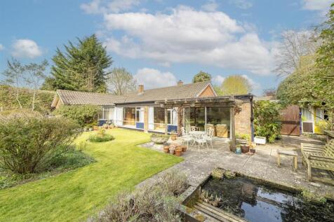 Aylesbury Road, Wendover HP22 5 bed detached bungalow for sale