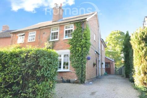 Rose Cottages, High Street, Little... 4 bed semi