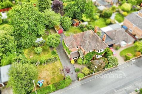 Albion Road, Sandhurst, Berkshire 4 bed detached house for sale