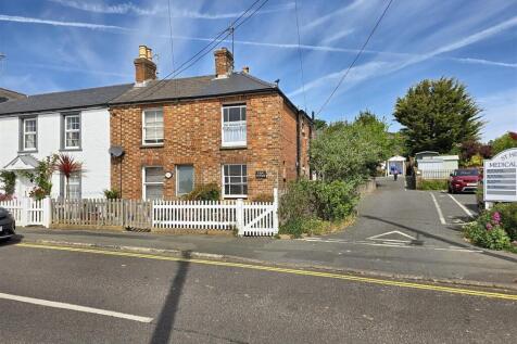Upper Green Road, St. Helens, PO33 1UG 2 bed semi