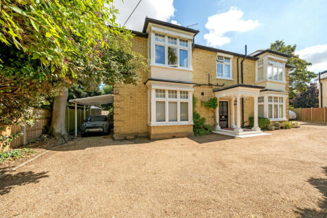 Churchgate Street, Essex CM17 2 bed apartment for sale