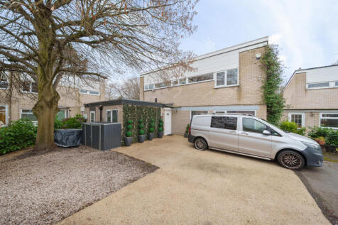Old Orchard, Essex CM18 5 bed detached house for sale