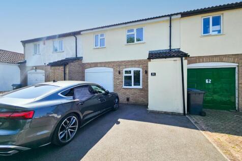 3 bedroom town house for sale