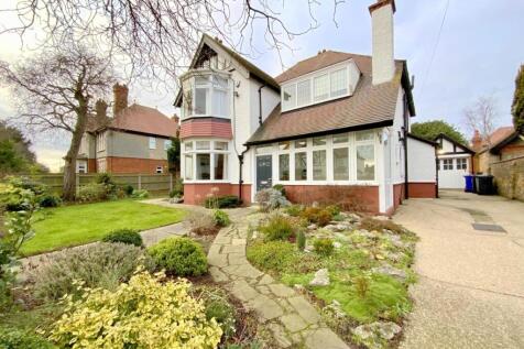 Lindum Road, Cleethorpes 4 bed detached house for sale