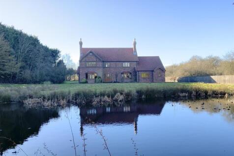 New Delights, Tetney, Grimsby 4 bed detached house for sale