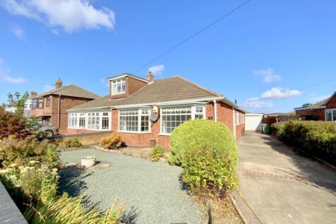 3 bedroom semi-detached bungalow for sale