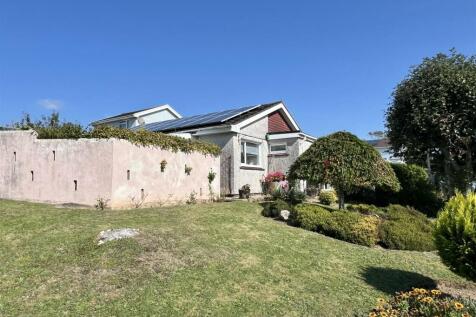 2 bedroom semi-detached bungalow for sale
