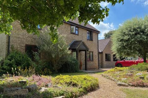 St. Marys Close, Warminster BA12 4 bed detached house for sale