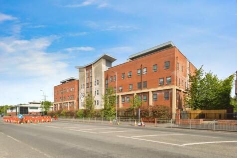 2 bedroom flat for sale