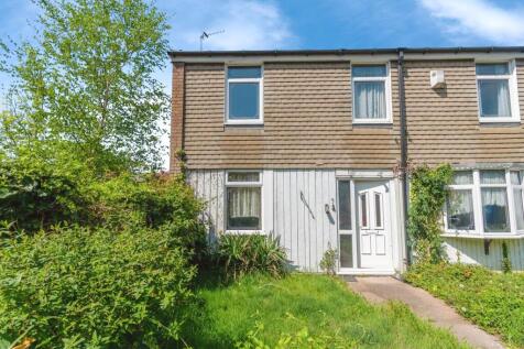 3 bedroom end of terrace house for sale