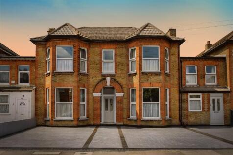 6 bedroom terraced house for sale
