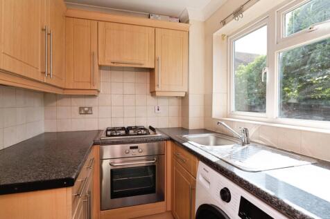 1 bedroom semi-detached house for sale