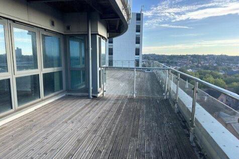 1 bedroom flat for sale