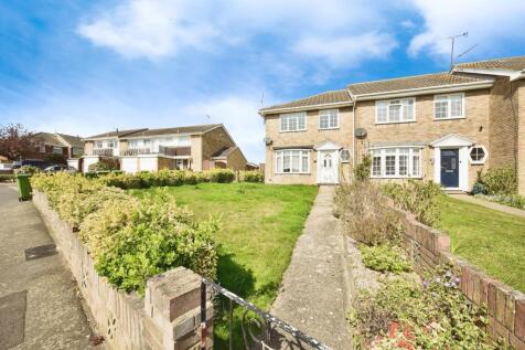 3 bedroom end of terrace house for sale